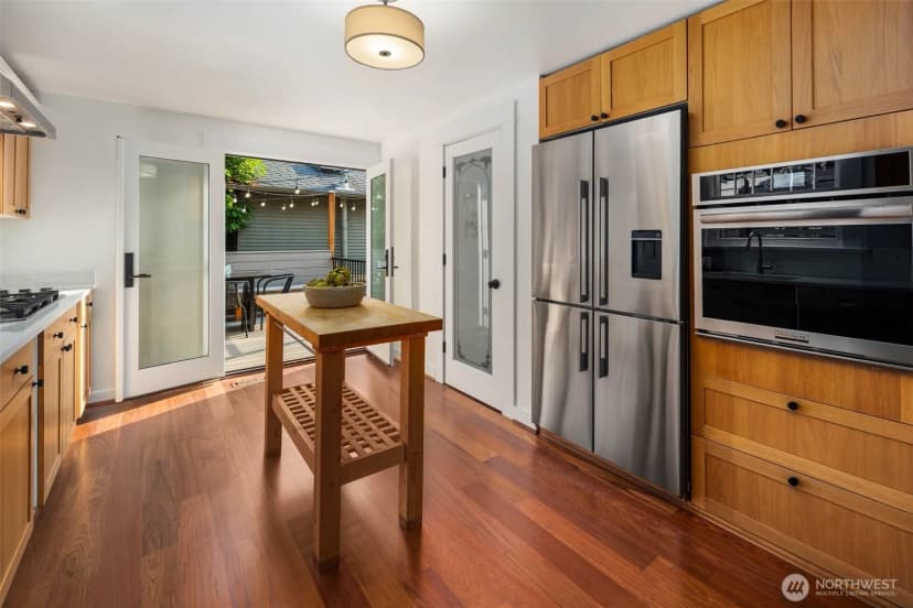 Property photo for 309 Lynn Street, Seattle photo 13