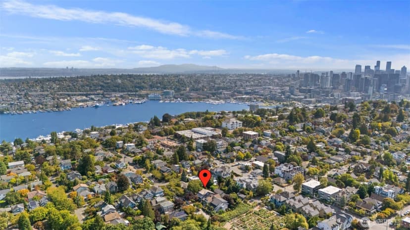 Property photo for 309 Lynn Street, Seattle photo 32