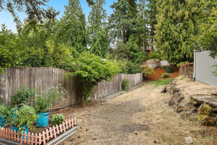 Property photo for 1537 Ne 96th Street, Seattle photo 36