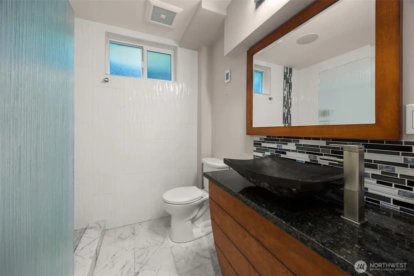 Property photo for 1537 Ne 96th Street, Seattle photo 27