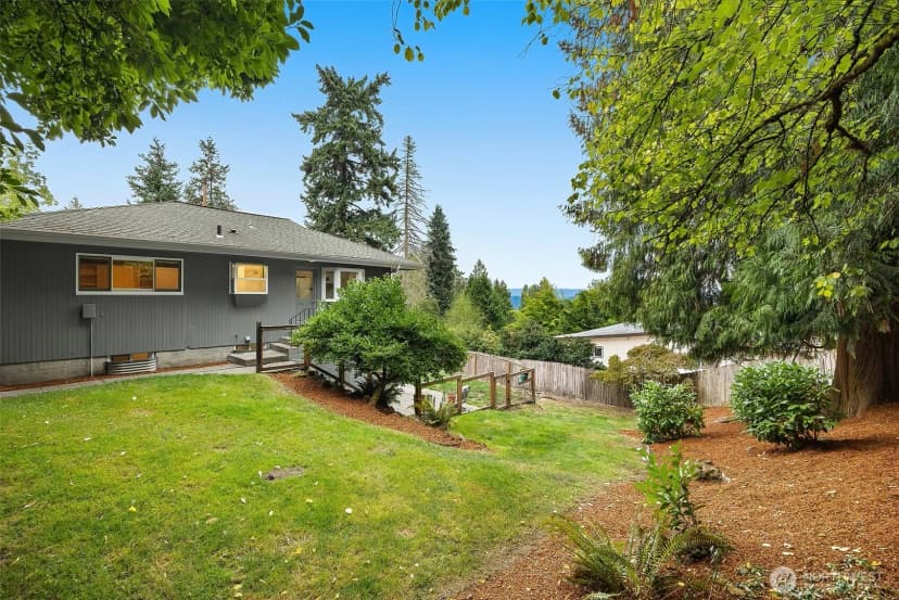 Property photo for 1537 Ne 96th Street, Seattle photo 33