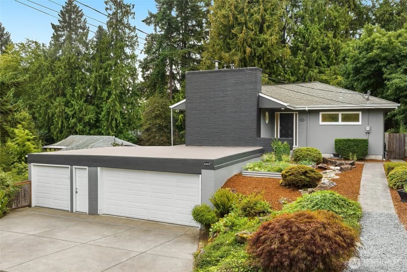 Property photo for 1537 Ne 96th Street, Seattle photo 2
