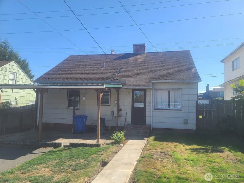 Property photo for 1119 S 64th Street #st, Tacoma photo 2
