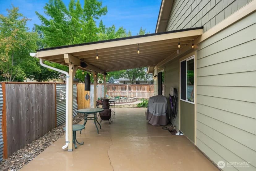 Property photo for 902 Se 5th Avenue, Battle Ground photo 22