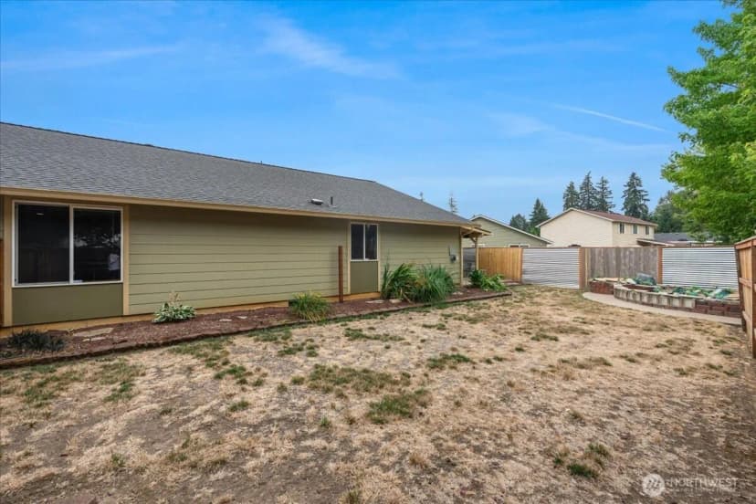 Property photo for 902 Se 5th Avenue, Battle Ground photo 23