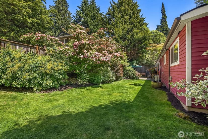 Property photo for 1552 N 128th Street, Seattle photo 36
