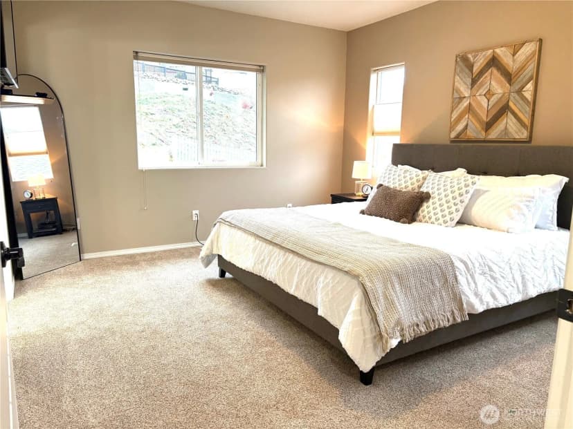 Property photo for 2012 Linville Drive, Wenatchee photo 14