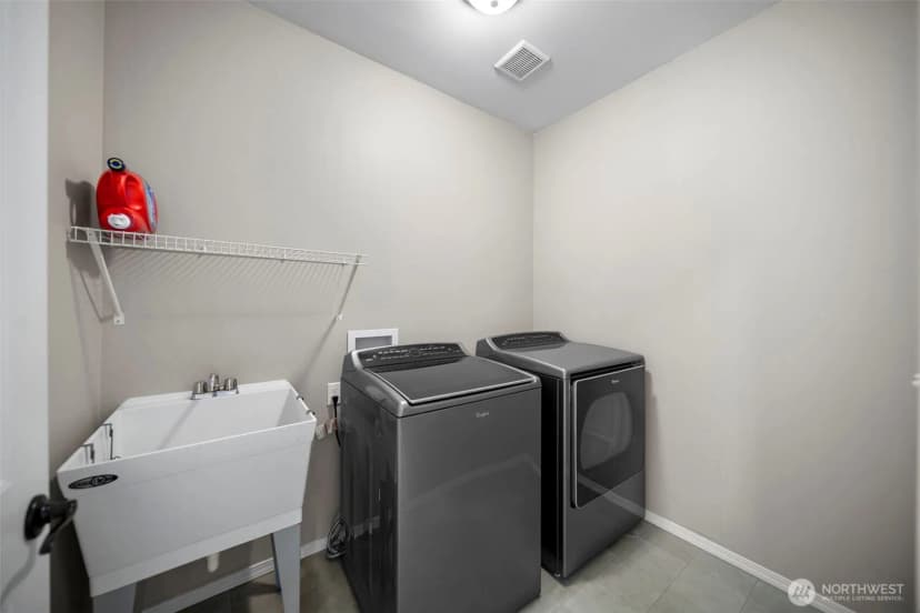 Property photo for 2012 Linville Drive, Wenatchee photo 26