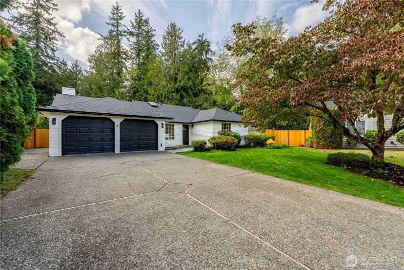 Property photo for 5602 142nd Place Se, Everett photo 2