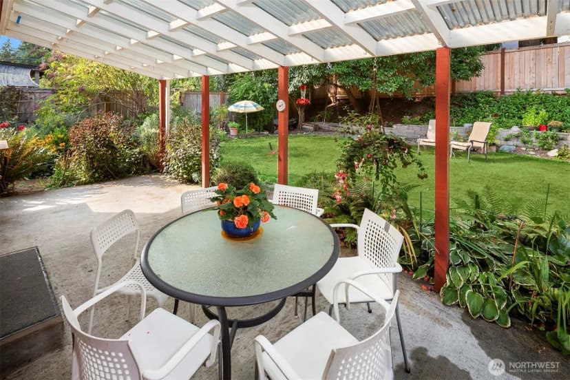 Property photo for 2020 Ne 102nd Street, Seattle photo 26