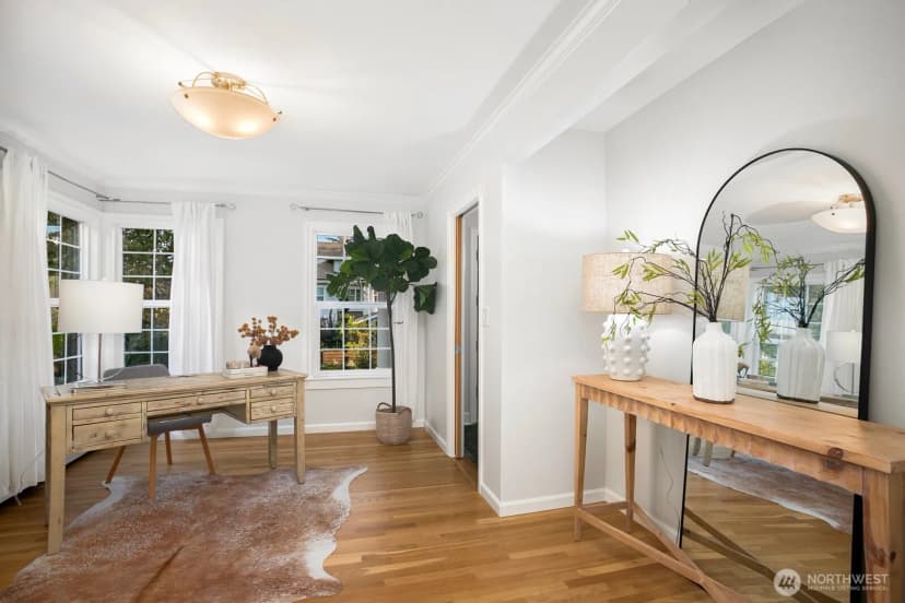Property photo for 119 Ne 63rd Street, Seattle photo 10
