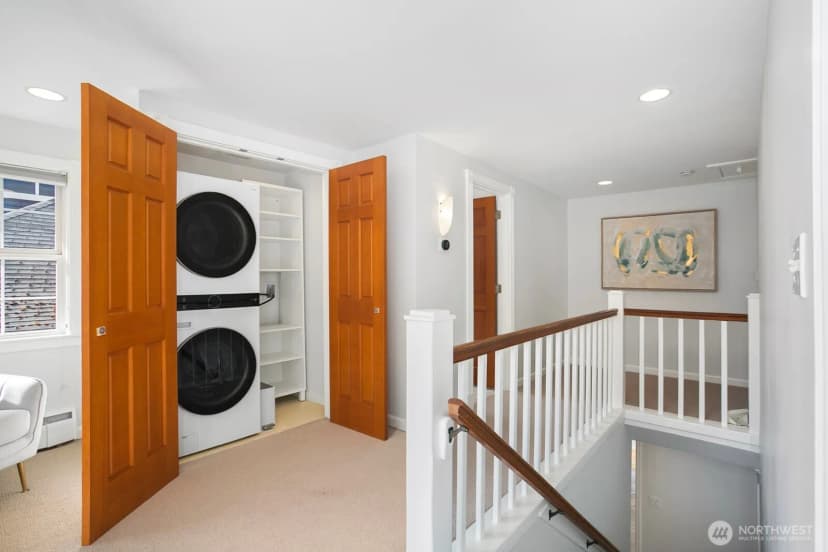 Property photo for 119 Ne 63rd Street, Seattle photo 17