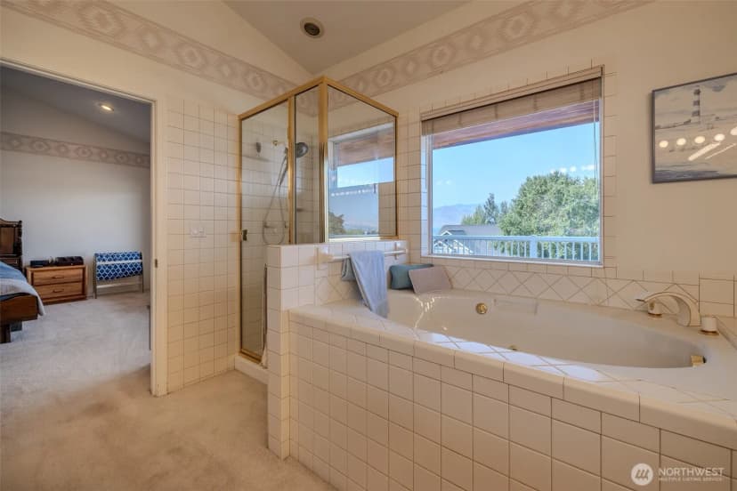 Property photo for 326 23rd Street Ne, East Wenatchee photo 25