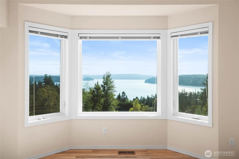 Property photo for 8661 Southridge Place, Anacortes photo 6