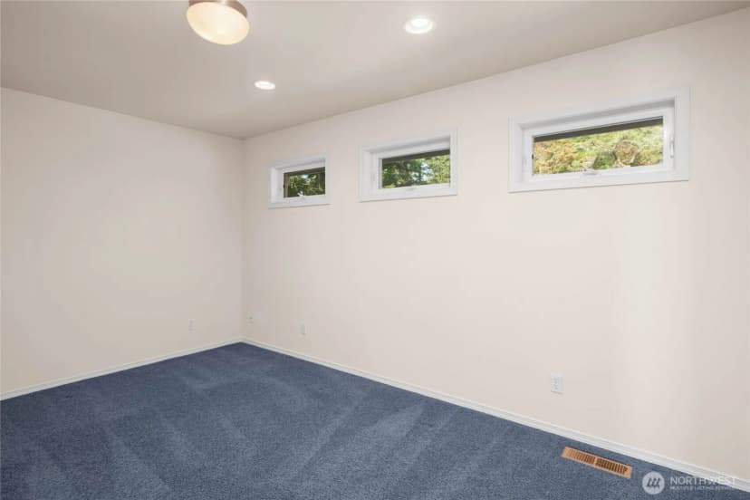 Property photo for 8661 Southridge Place, Anacortes photo 28