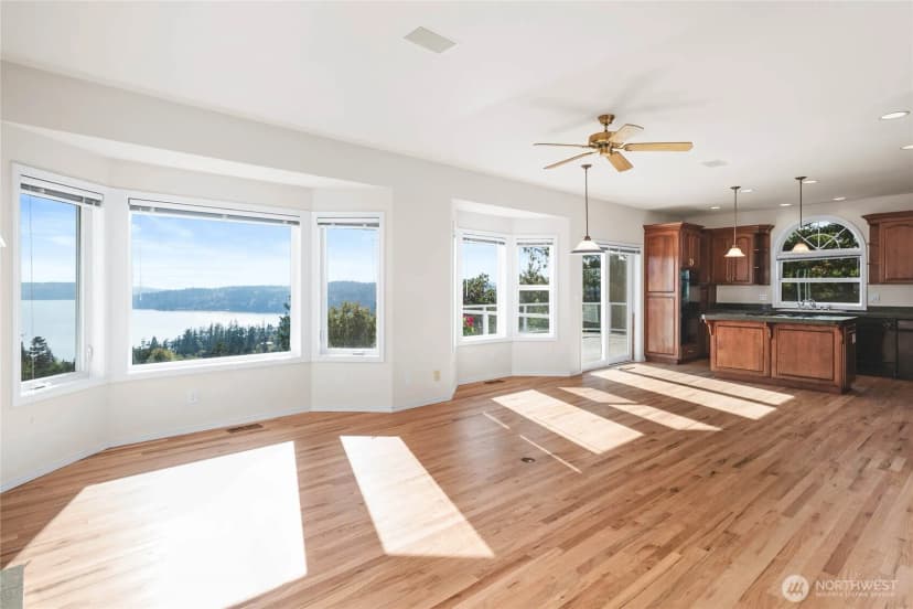 Property photo for 8661 Southridge Place, Anacortes photo 13
