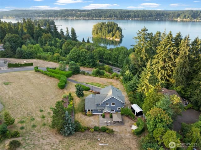 Property photo for 471 Dungeness Drive, Fox Island