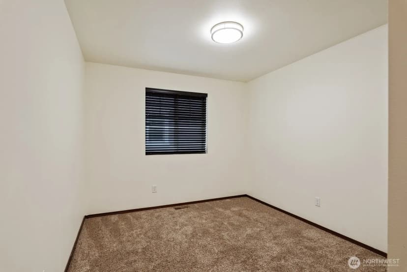 Property photo for 270 Lewis Place, Sedro Woolley photo 22