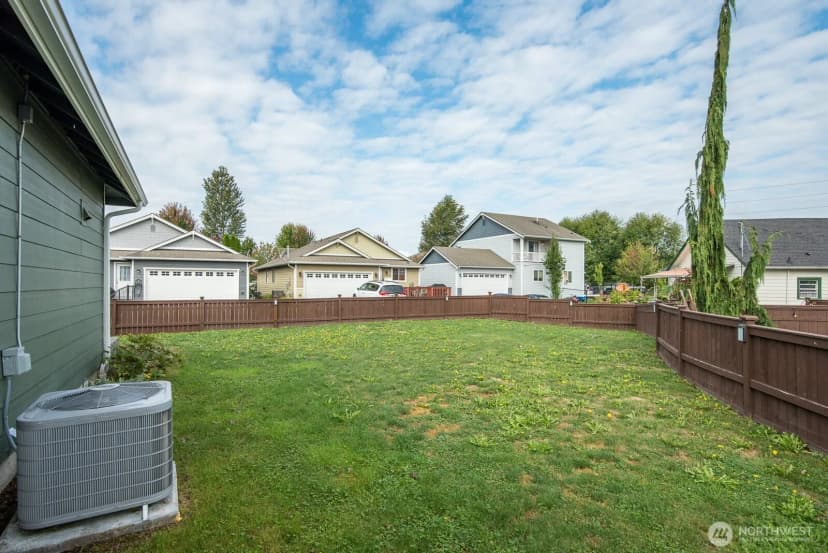 Property photo for 270 Lewis Place, Sedro Woolley photo 27