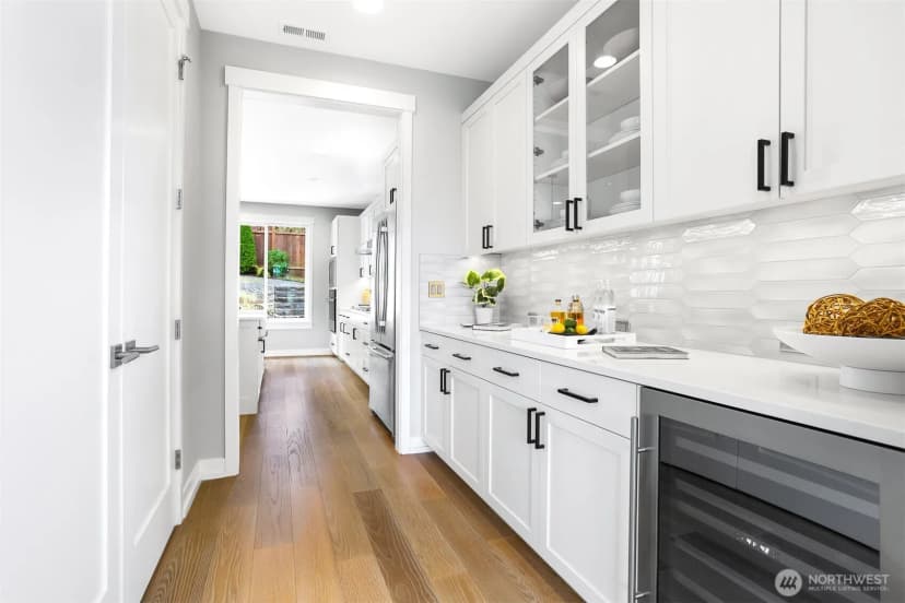 Property photo for 7560 30th Avenue Ne, Seattle photo 17