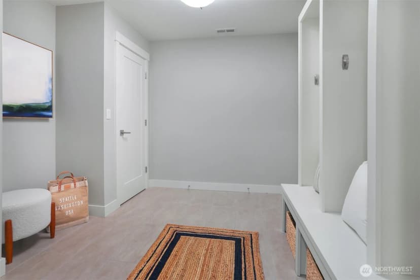 Property photo for 7560 30th Avenue Ne, Seattle photo 34