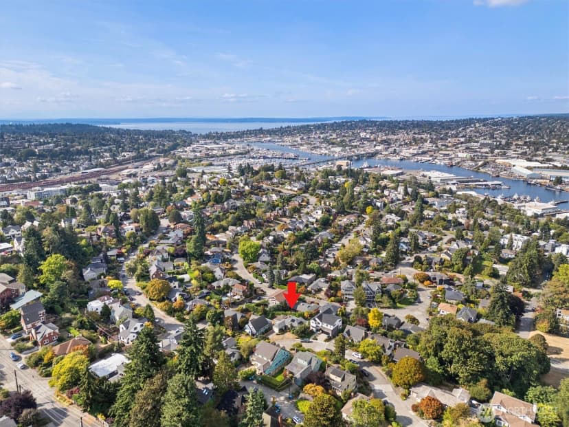 Property photo for 730 W Etruria Street, Seattle photo 30