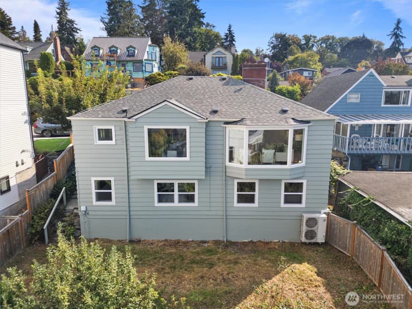 Property photo for 730 W Etruria Street, Seattle photo 28