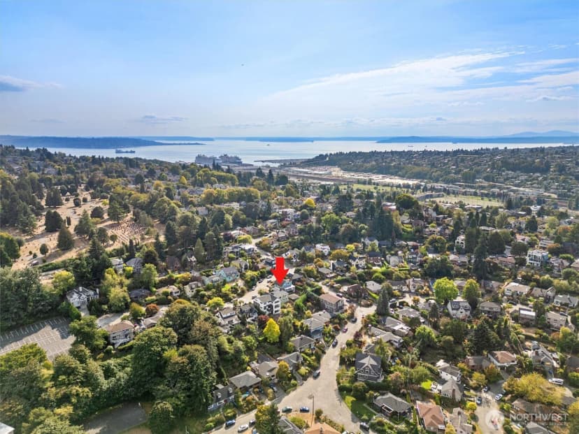 Property photo for 730 W Etruria Street, Seattle photo 31