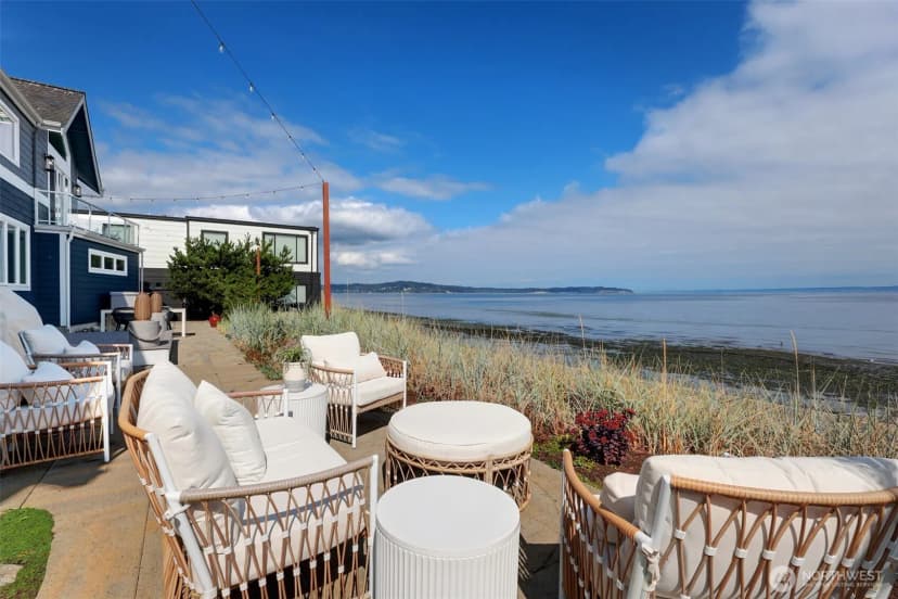 Property photo for 15638 Point Monroe Drive Ne, Bainbridge Island photo 18