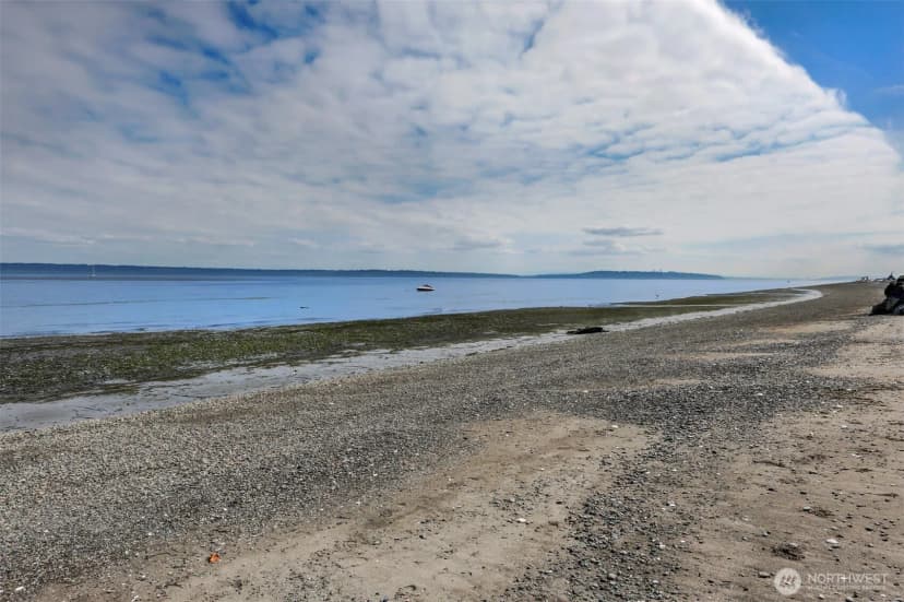 Property photo for 15638 Point Monroe Drive Ne, Bainbridge Island photo 37