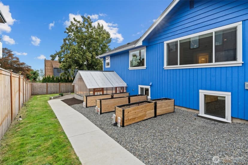 Property photo for 219 5th Avenue W, Kirkland photo 23