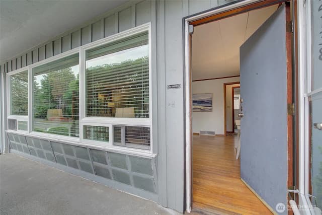 Property photo for 2138 N 130th Street, Seattle photo 3