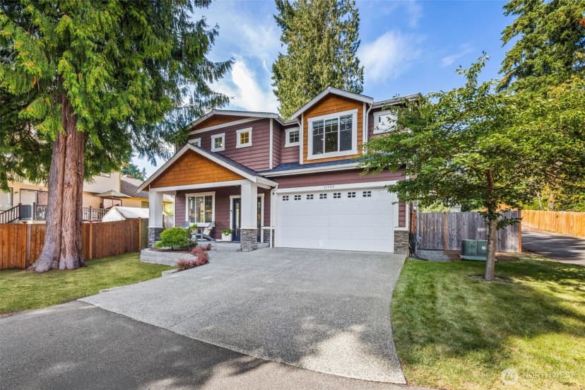 Property photo for 11722 Ne 112th Street, Kirkland photo 2