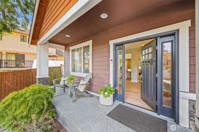 Property photo for 11722 Ne 112th Street, Kirkland photo 3