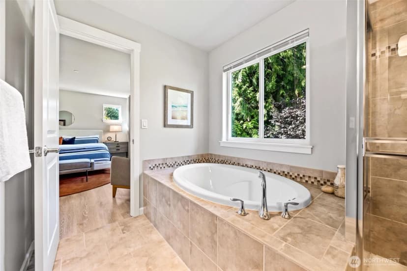 Property photo for 11722 Ne 112th Street, Kirkland photo 23