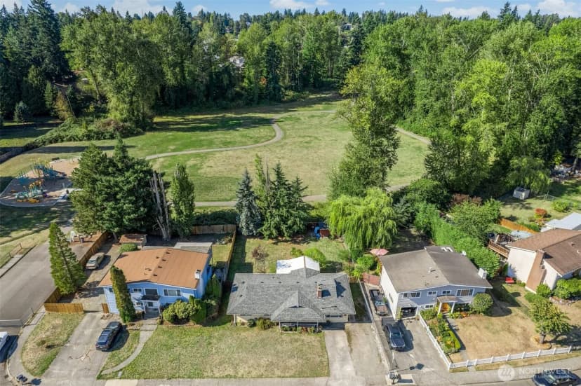 Property photo for 16151 126th Avenue Se, Renton photo 30