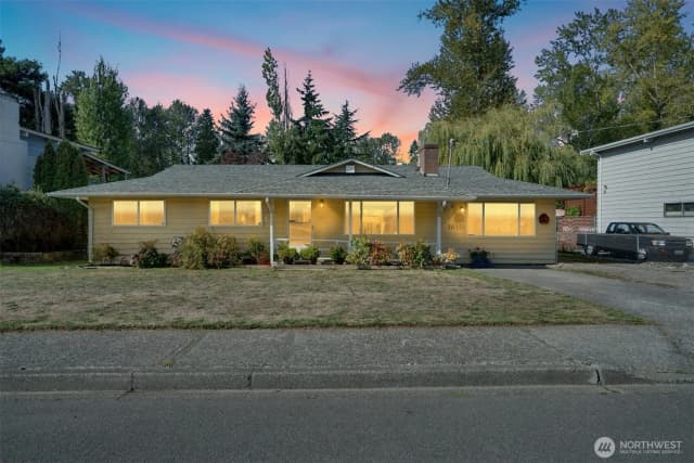 Property photo for 16151 126th Avenue Se, Renton