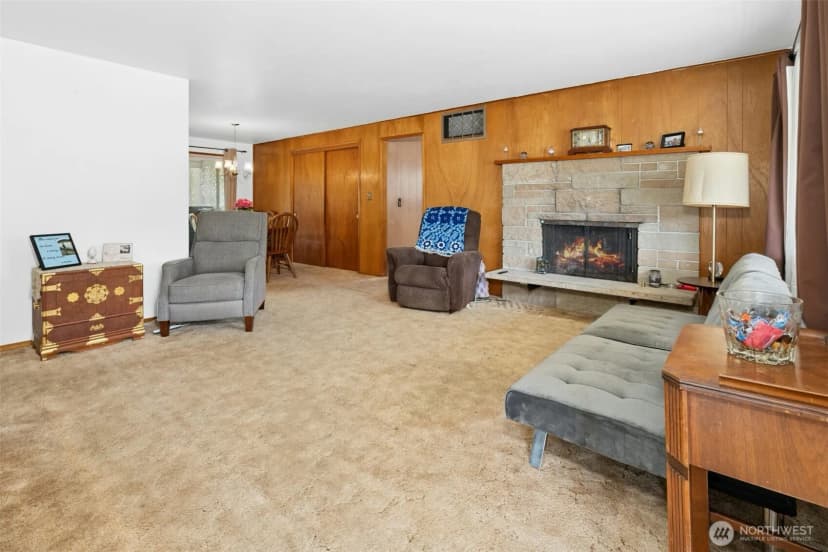 Property photo for 16151 126th Avenue Se, Renton photo 6