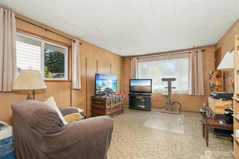 Property photo for 16151 126th Avenue Se, Renton photo 11