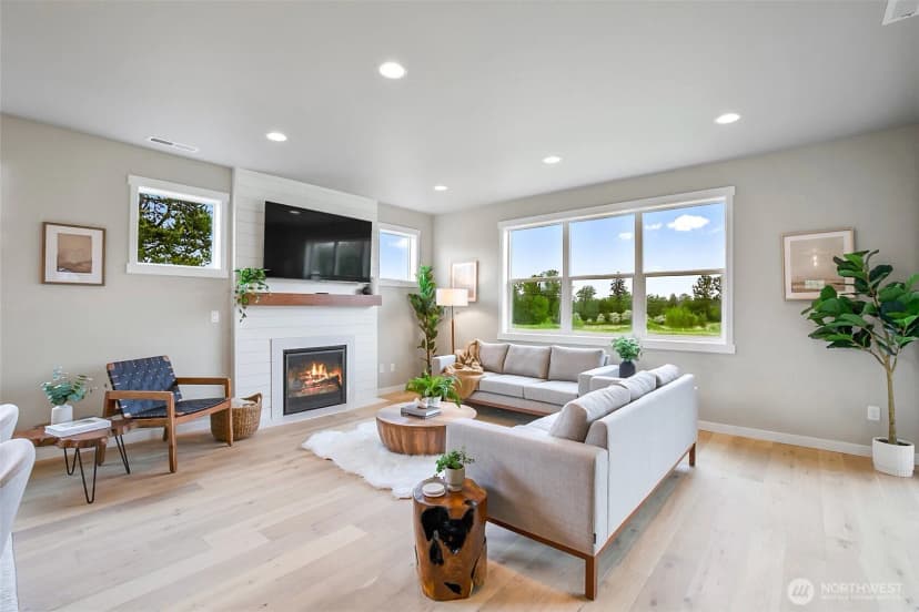 Property photo for 17825 11th Avenue Ne, Arlington photo 11