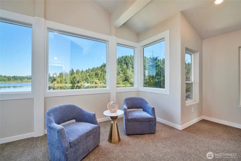 Property photo for 18360 W Lake Desire Drive, Renton photo 22