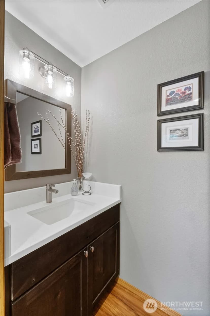 Property photo for 1809 Oak Avenue Ne, Olympia photo 15