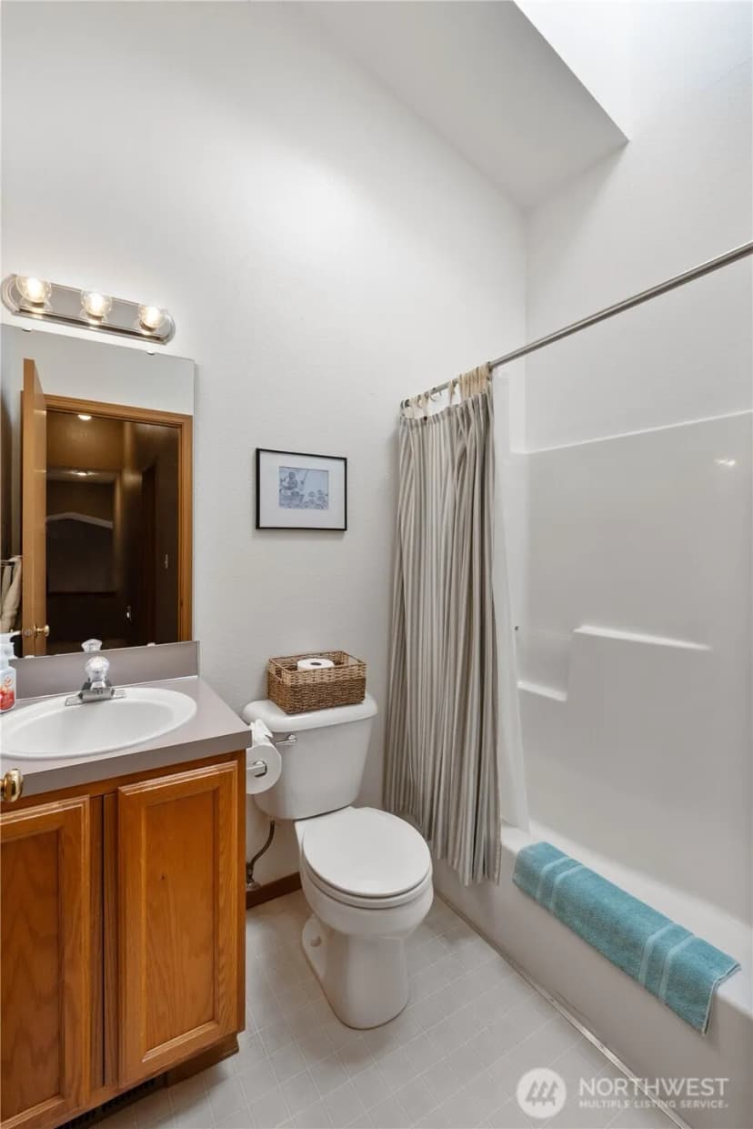 Property photo for 1809 Oak Avenue Ne, Olympia photo 25