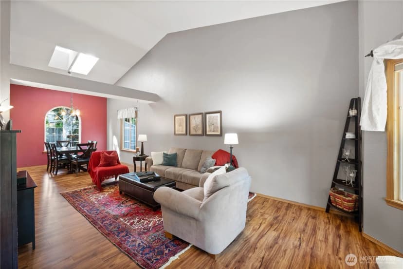Property photo for 1809 Oak Avenue Ne, Olympia photo 7