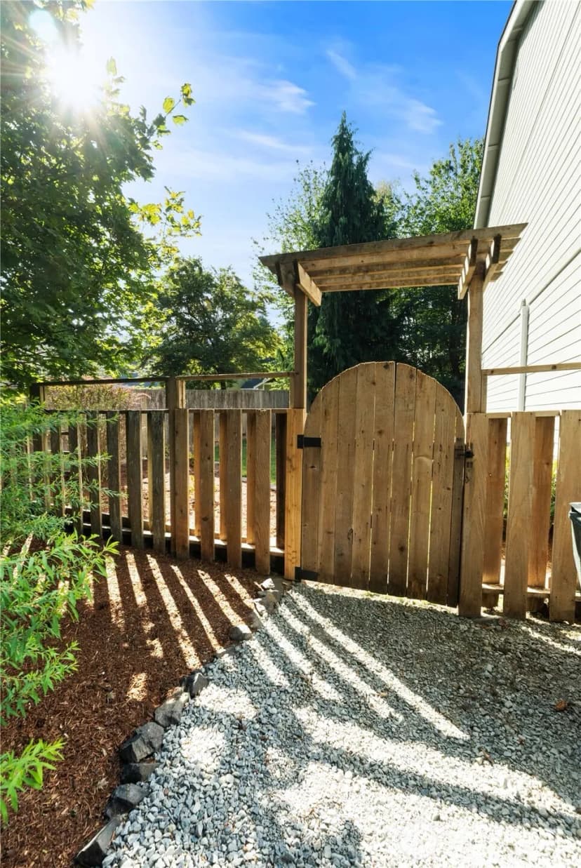 Property photo for 1809 Oak Avenue Ne, Olympia photo 29