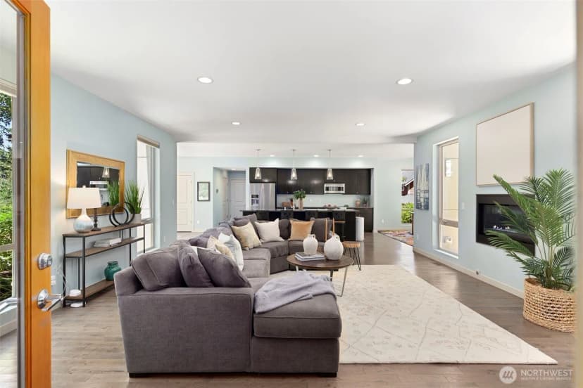 Property photo for 9310 Hemlock Avenue Ne, Bainbridge Island photo 8