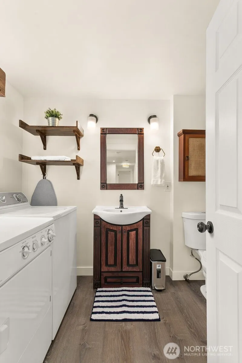 Property photo for 2802 S Orcas Street, Seattle photo 15