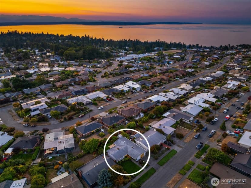 Property photo for 8637 21st Avenue Nw, Seattle photo 37