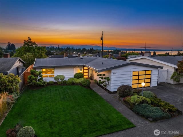 Property photo for 8637 21st Avenue Nw, Seattle photo 4