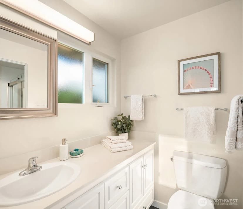 Property photo for 8637 21st Avenue Nw, Seattle photo 18
